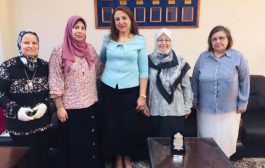 قام قسم اللغة الفرنسية بتقديم الشكر و التحية للسيدة الدكتورة عميدة الكلية اد/ سهير عبد السلام على ما بذلته من جهد طوال فترتى عمادتها