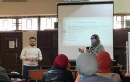 آداب حلوان تنظم ورشة عمل عن مهارات التدريس للطلاب
