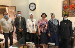 تحت رعاية الأستاذ الدكتور / ماجد نجم رئيس جامعة حلوان، وأ.د/ ممدوح مهدى نائب رئيس الجامعة لشؤون خدمة المجتمع وتنمية البيئة، وأ.د/ مها حسنى القائم بعمل عميد كلية الآداب، أقامت وكالة خدمة المجتمع وتنمية البيئة بالكلية والقائم بعملها أ.د/رشا صالح  ندوة تعريفية لتوعية طلاب كلية الآداب بالمشروع القومى لمحو الأمية بمتابعة وتنفيذ الدكتورة / أمل معتوق منسق المشروع بالكلية.